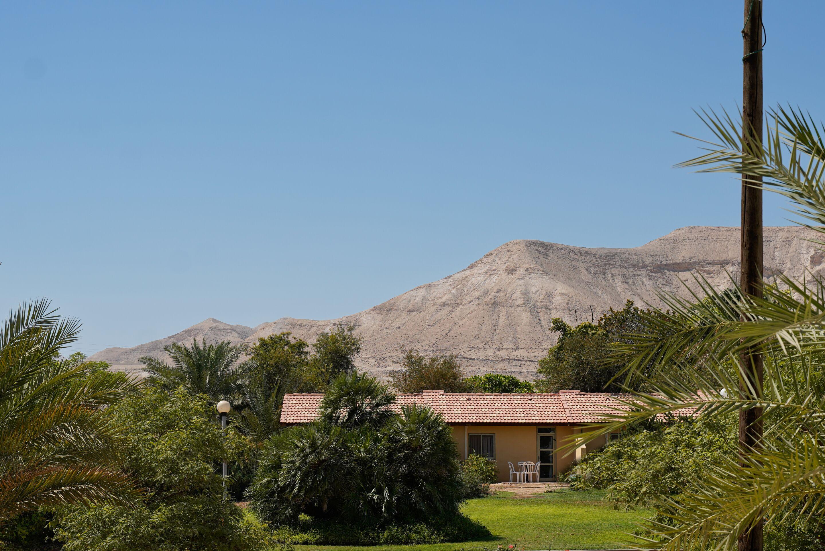 Vista Exterior Mantur Almog Dead Sea by Selina