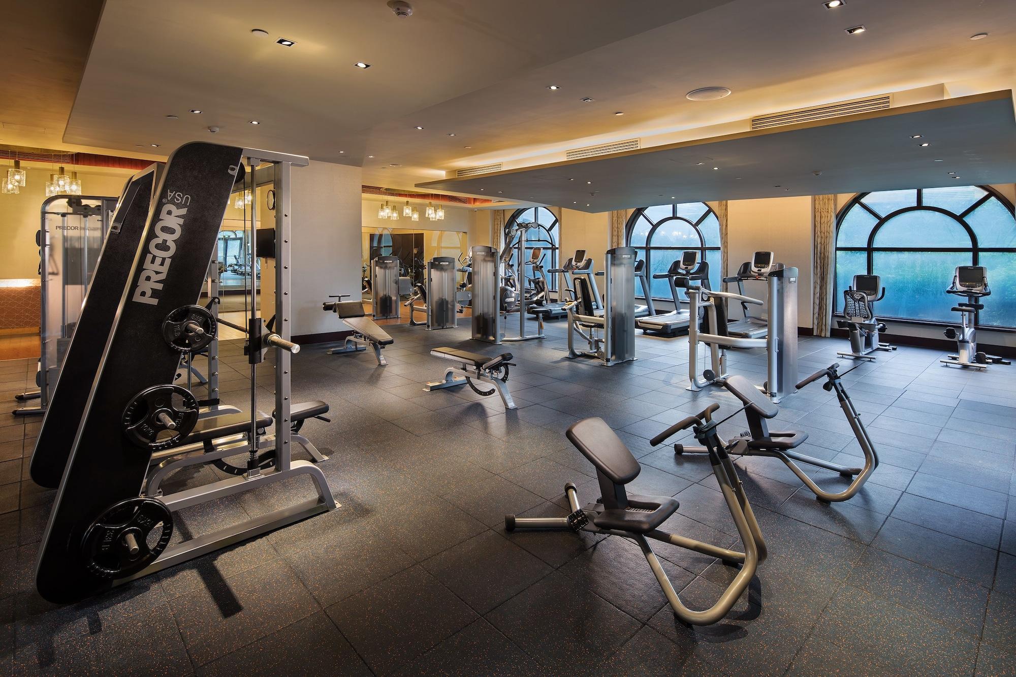 Gimnasio Hilton Qingdao Golden Beach