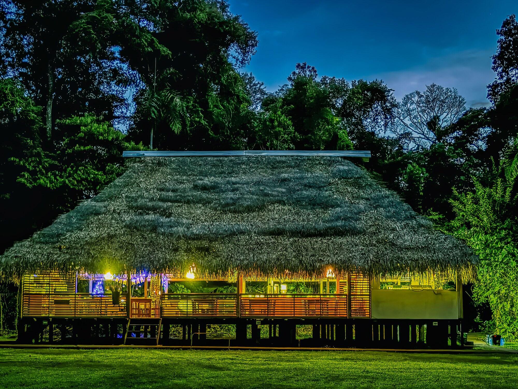 Restaurant Nicky Amazon Lodge