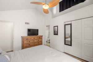 Alquiler Vacacional - URBAN RETREAT - 4 BEDROOM HOUSE, FAMILY FRIENDLY with ARCADE, GAMES..