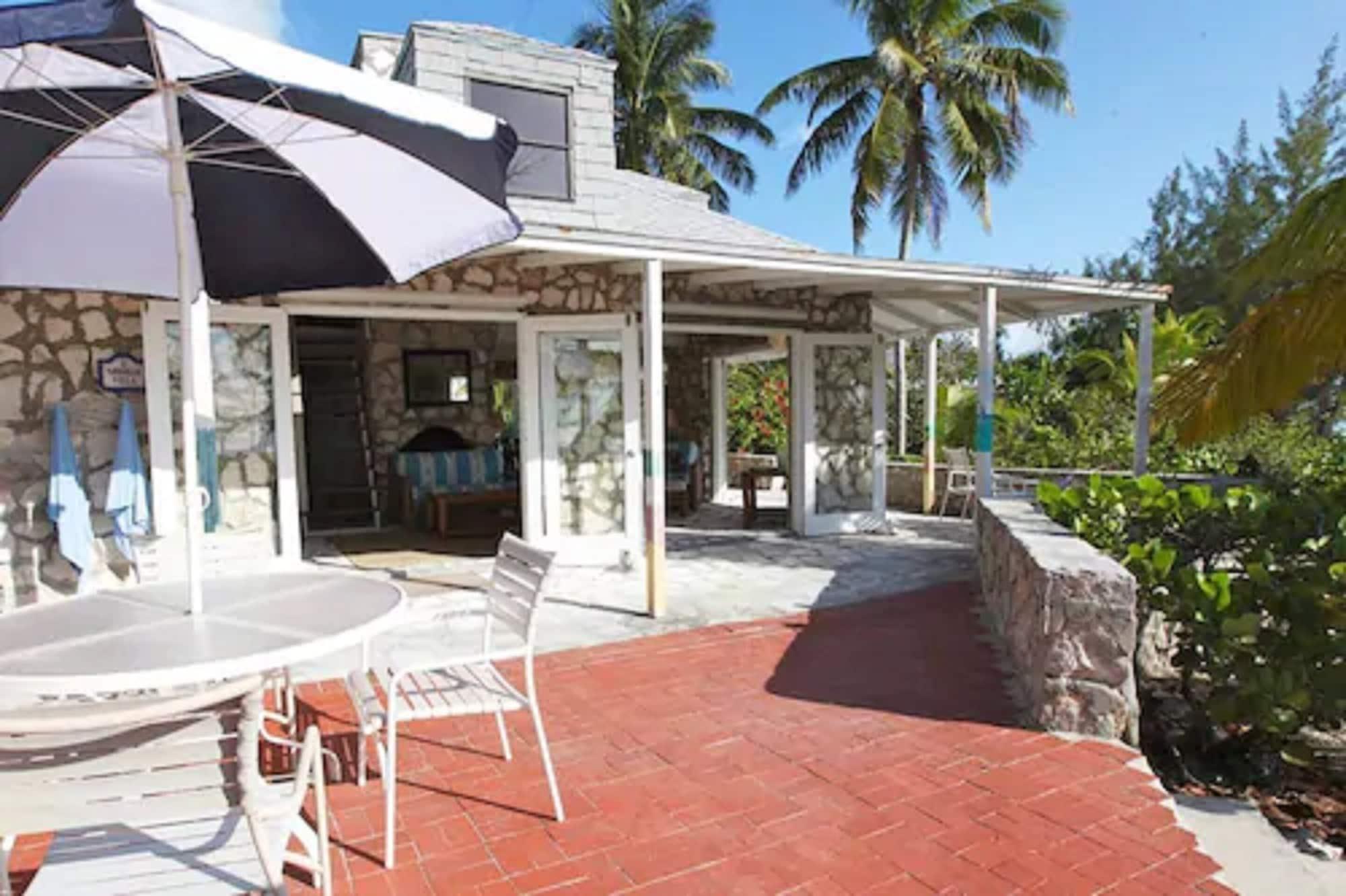 Vista Exterior Fernandez Bay Village