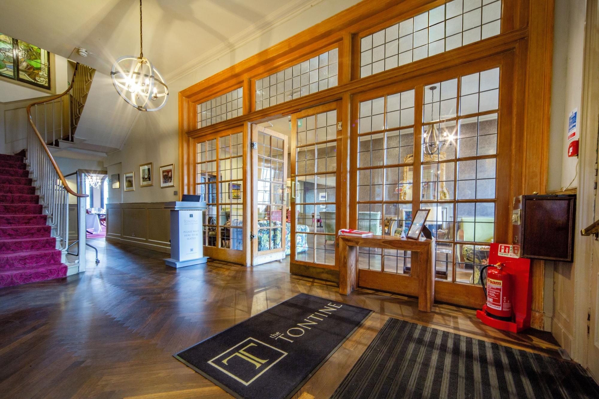 Vista Lobby The Tontine Hotel