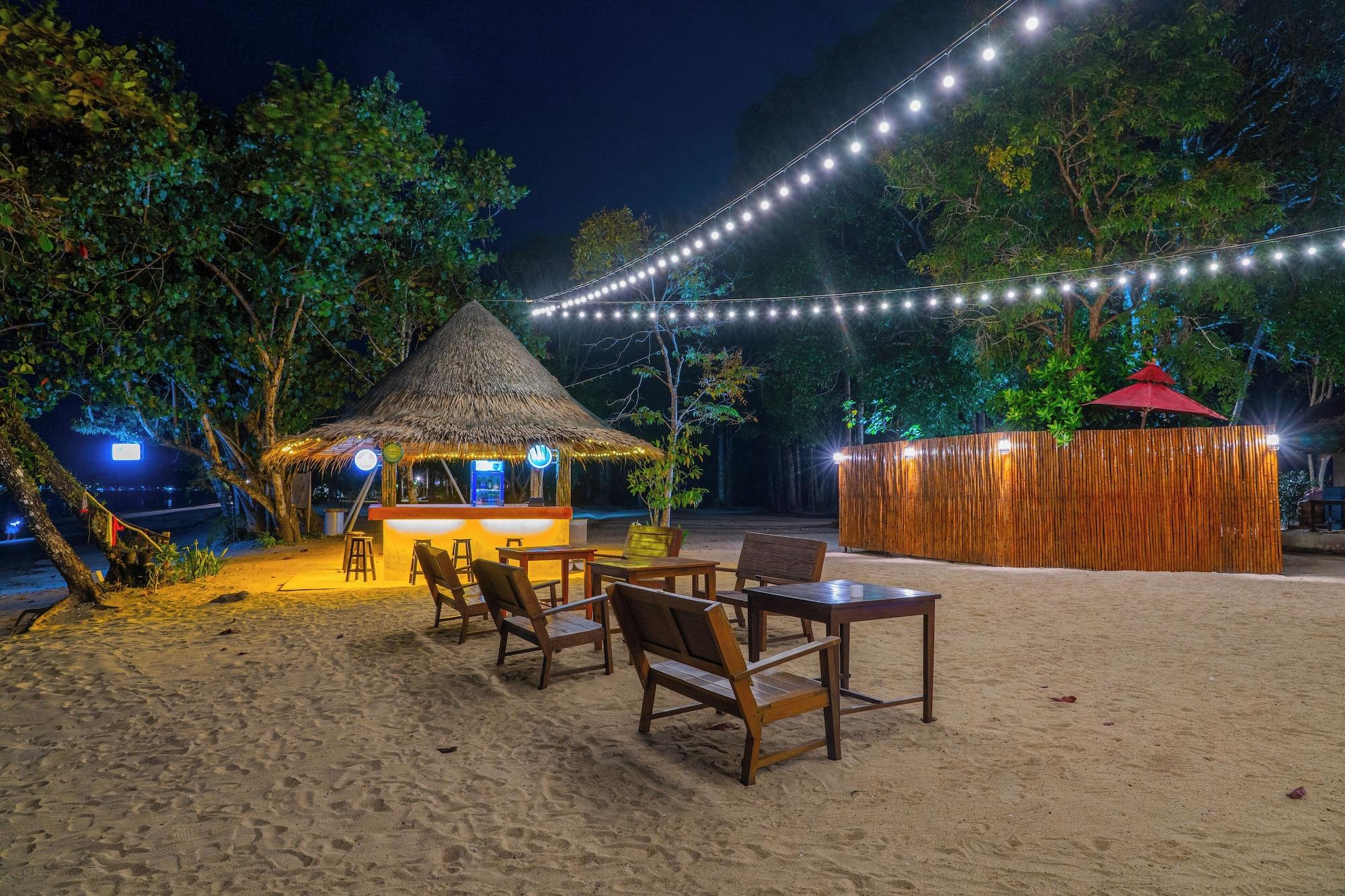 Restaurant The Tropical Beach Resort