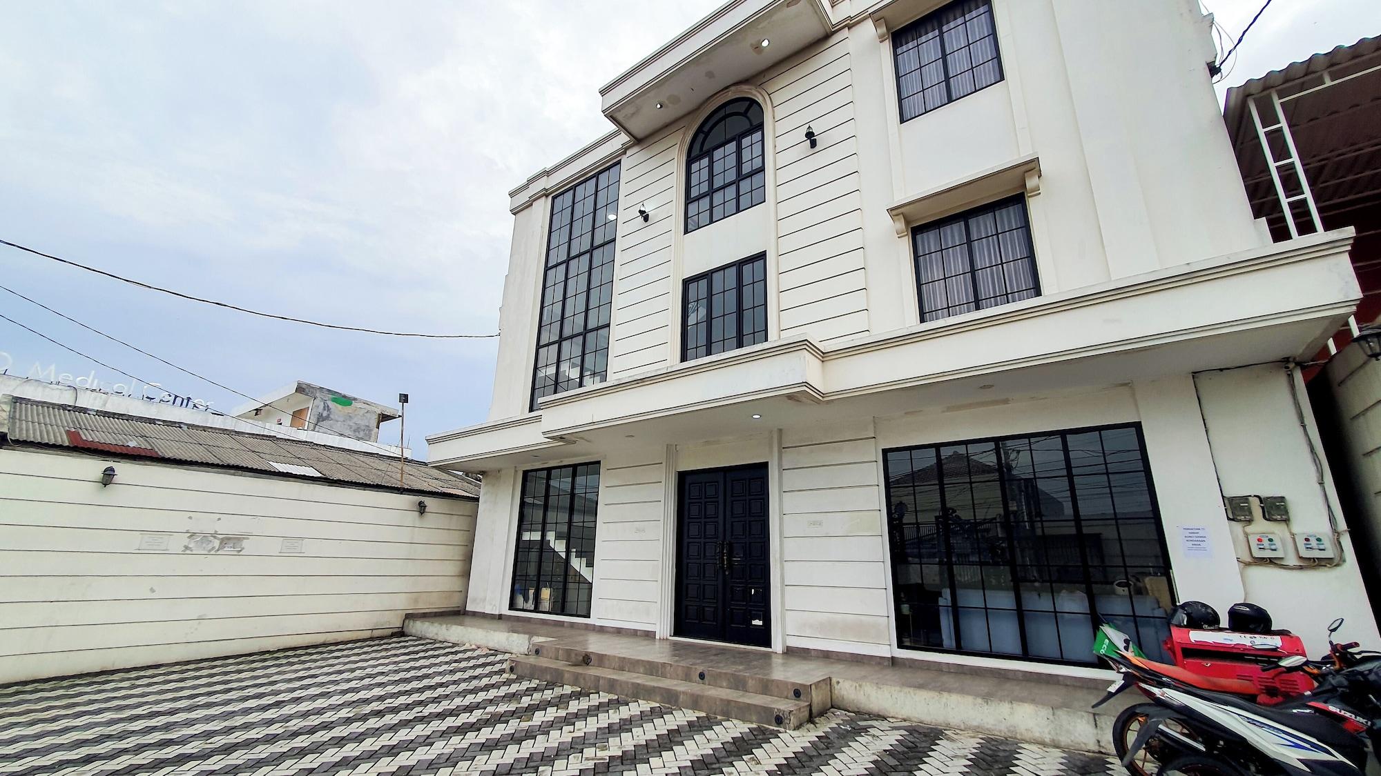 Vista Exterior La'rissa Residence by ARBA