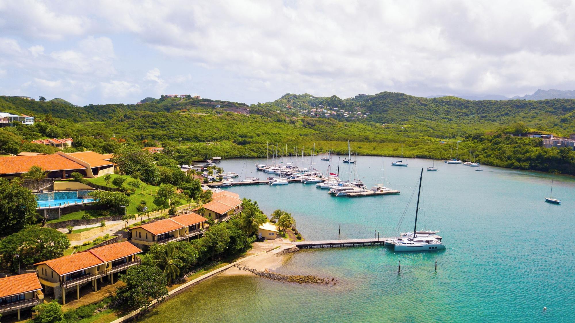 Vista Exterior Secret Harbour Boutique Hotel and Marina