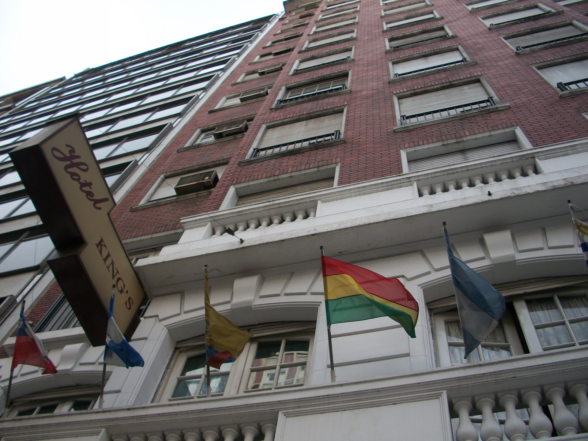 Vista Exterior King s Hotel