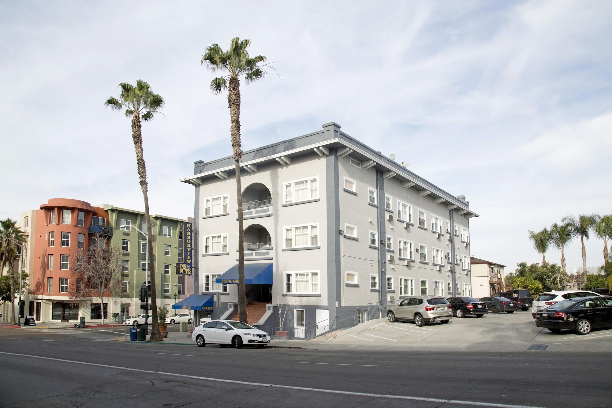 Vista Exterior Harborview Inn & Suites San Diego Harbor