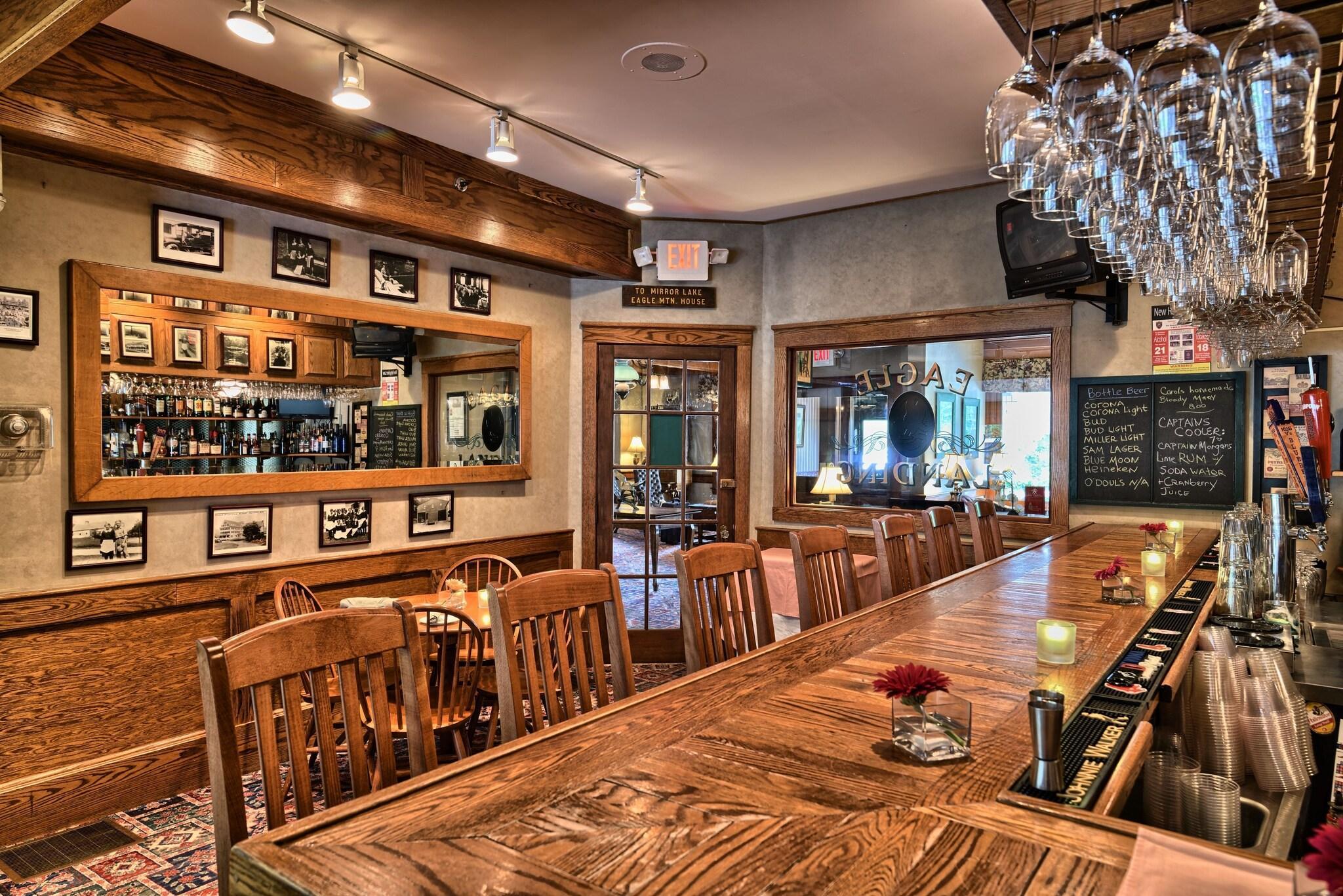 Bar/Salón Eagle Mountain House & Golf Club