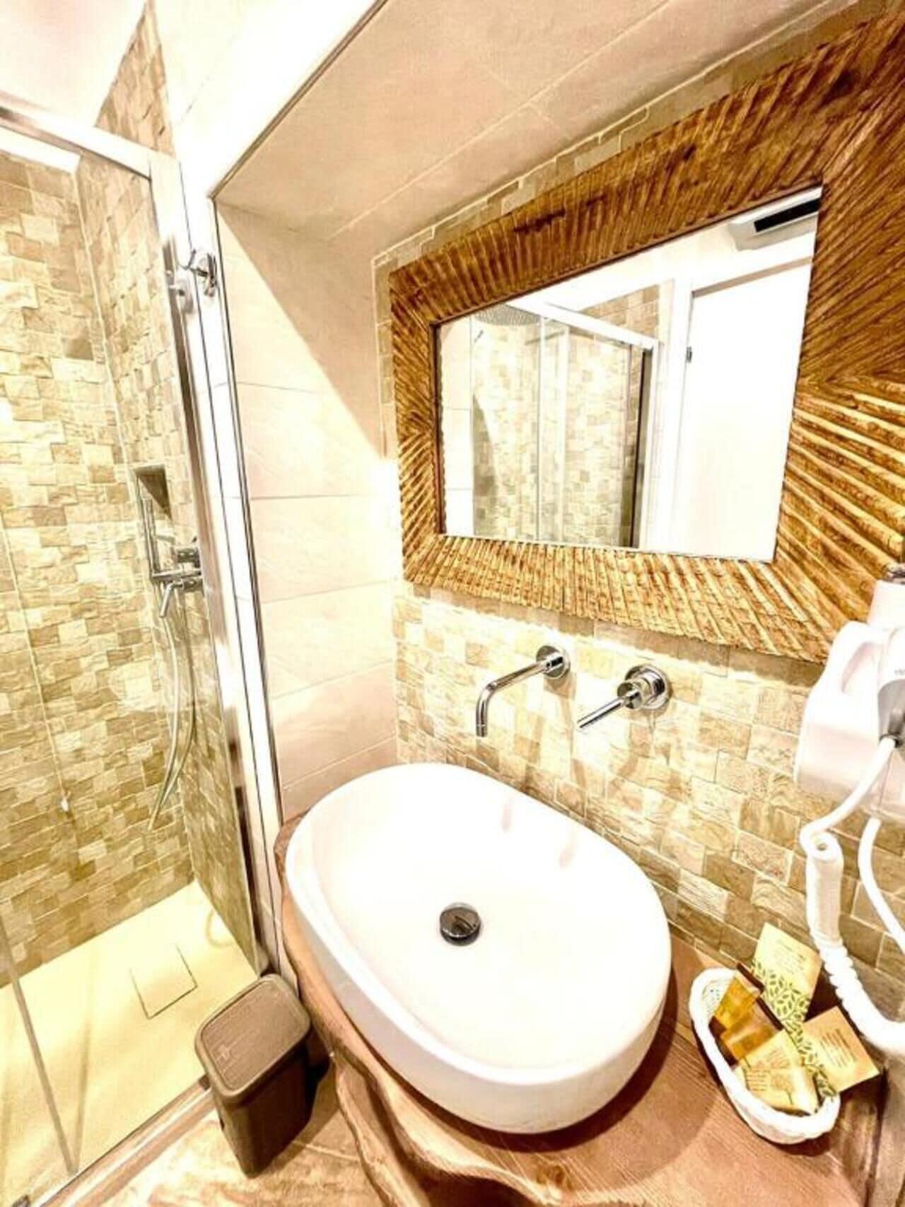 Equipamiento de Habitación GRANORO B&B