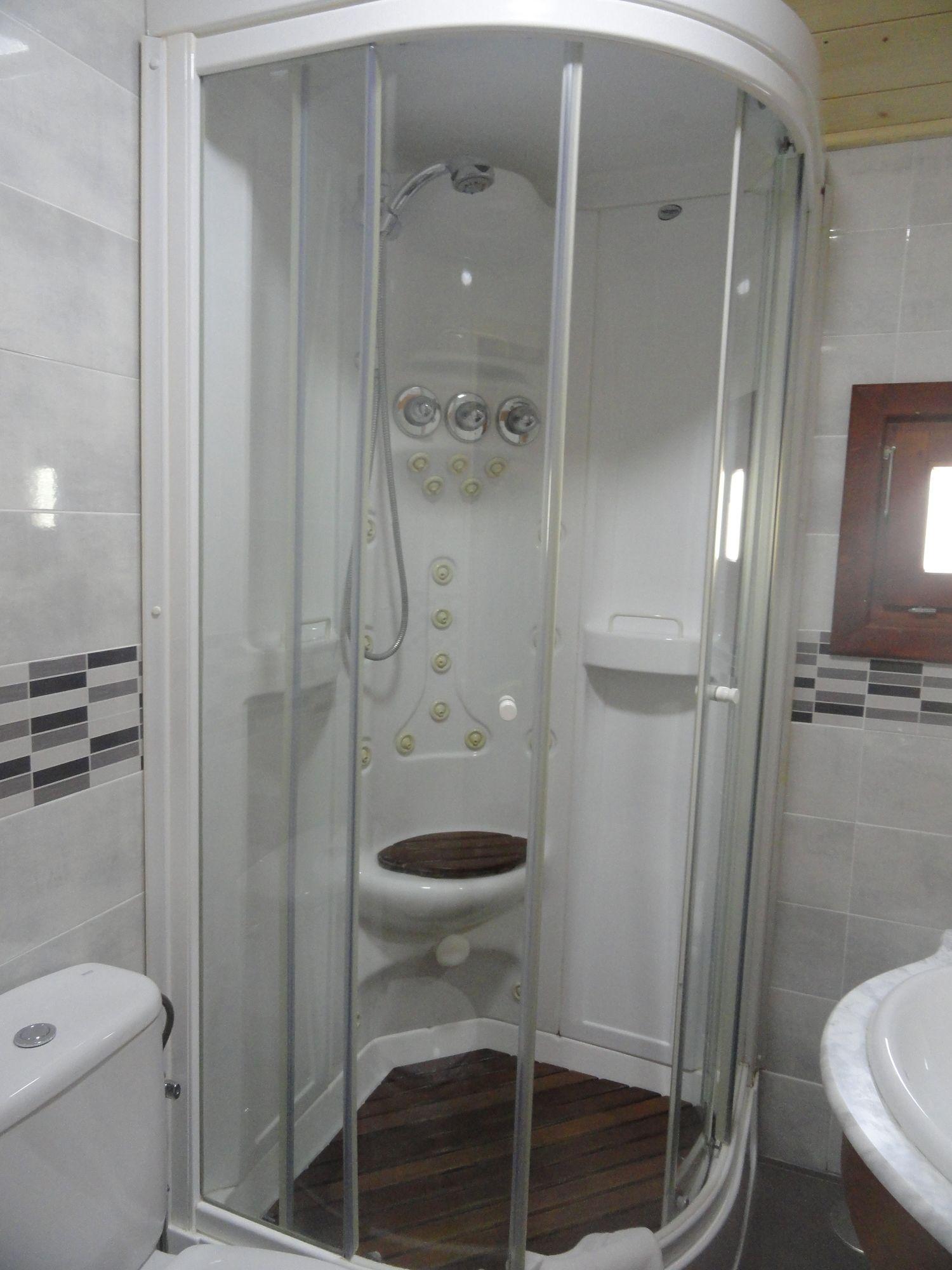 Equipamiento de Habitación Hostal Gran Avenida