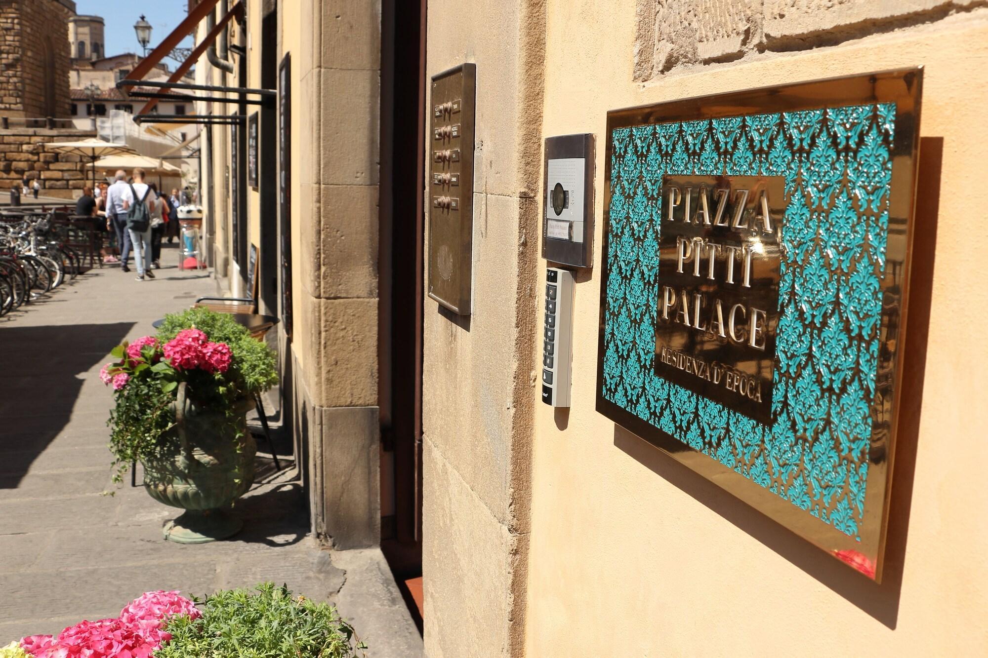 Vista Exterior Piazza Pitti Palace