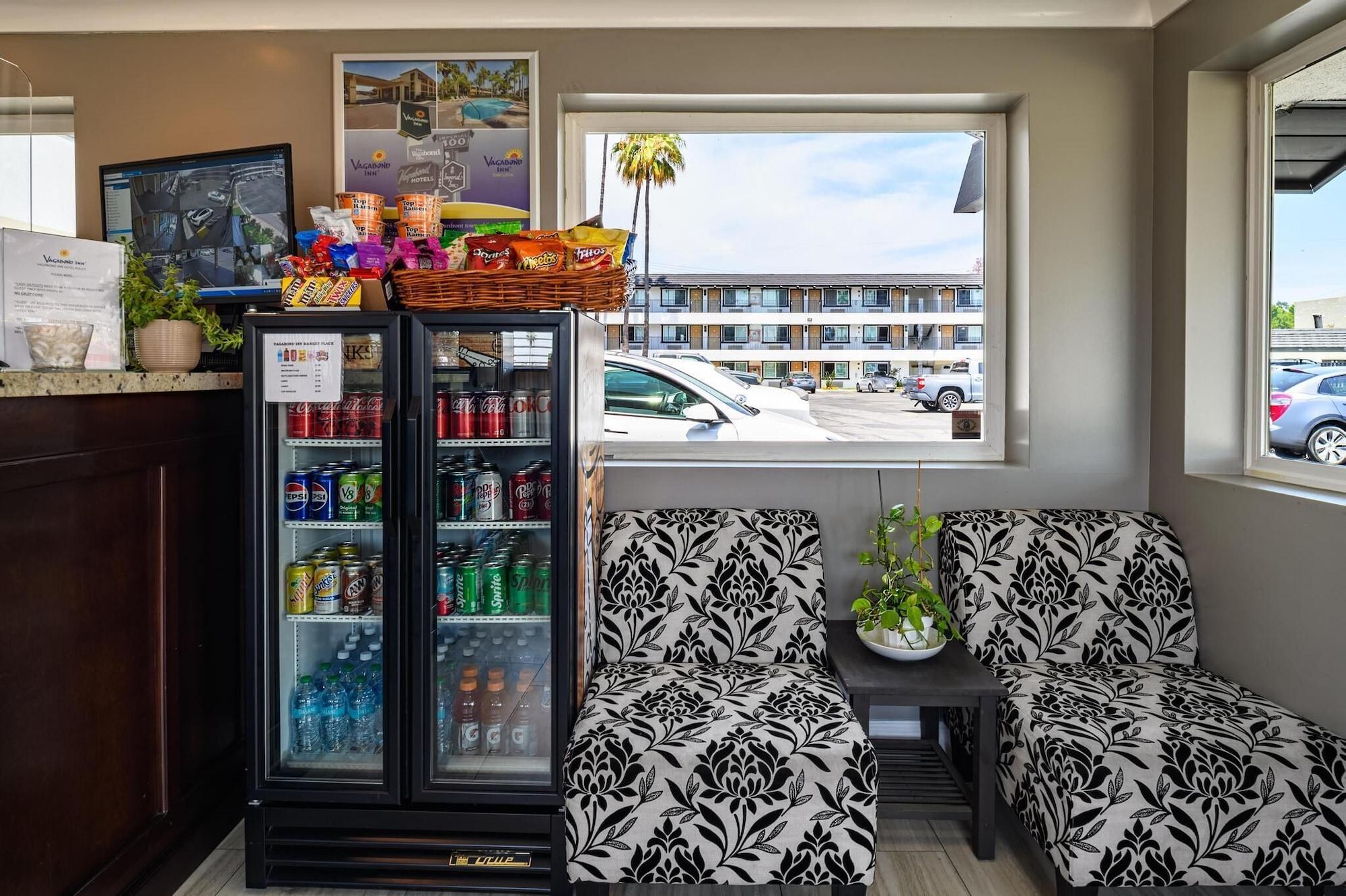 Vista Lobby Vagabond Inn Whittier