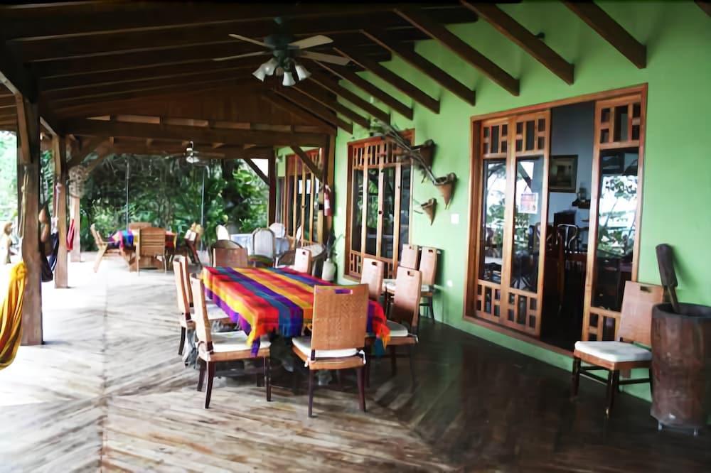 Restaurant Saiananda Hostería