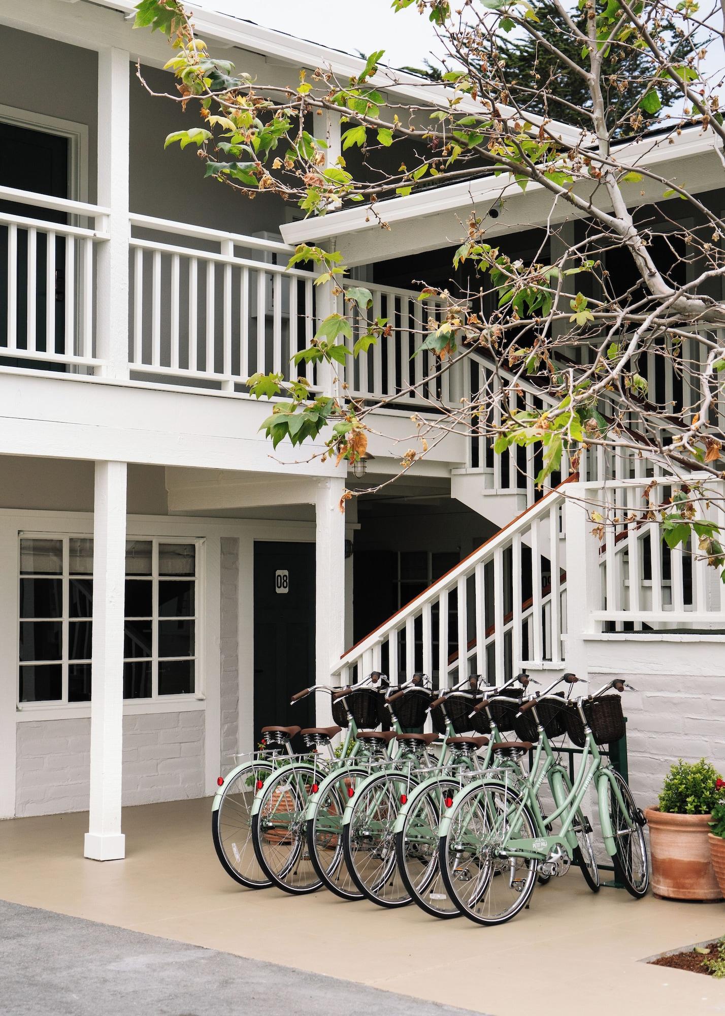 Varios Le Petit Pali at Ocean Ave
