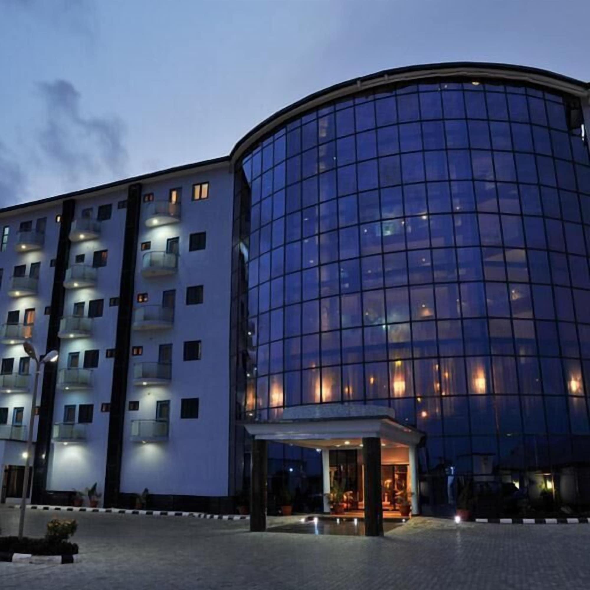 Vista Exterior Protea Hotel by Marriott Delta