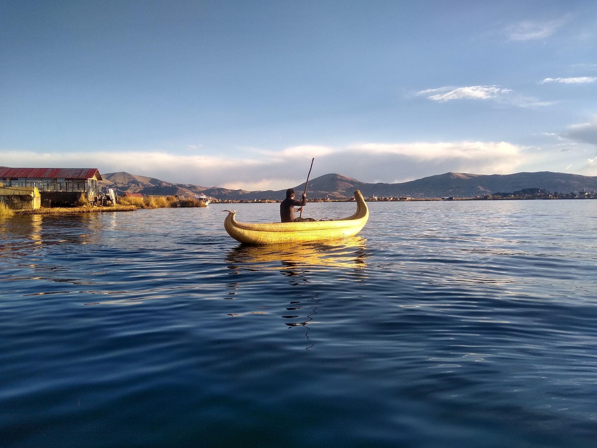 Equipamiento de Habitación Uros TITIKAKA the Best lodge