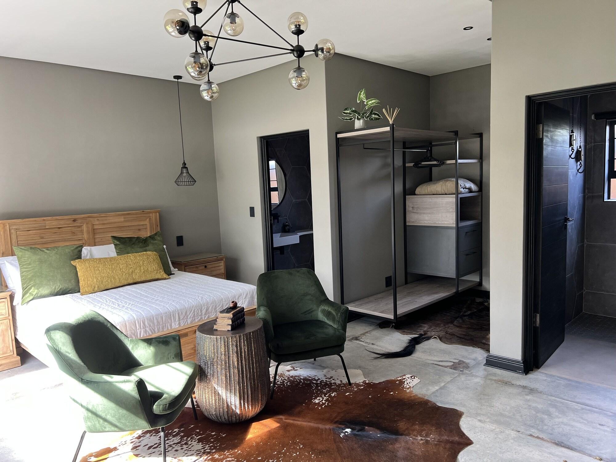 Varios Swan Lake Suites