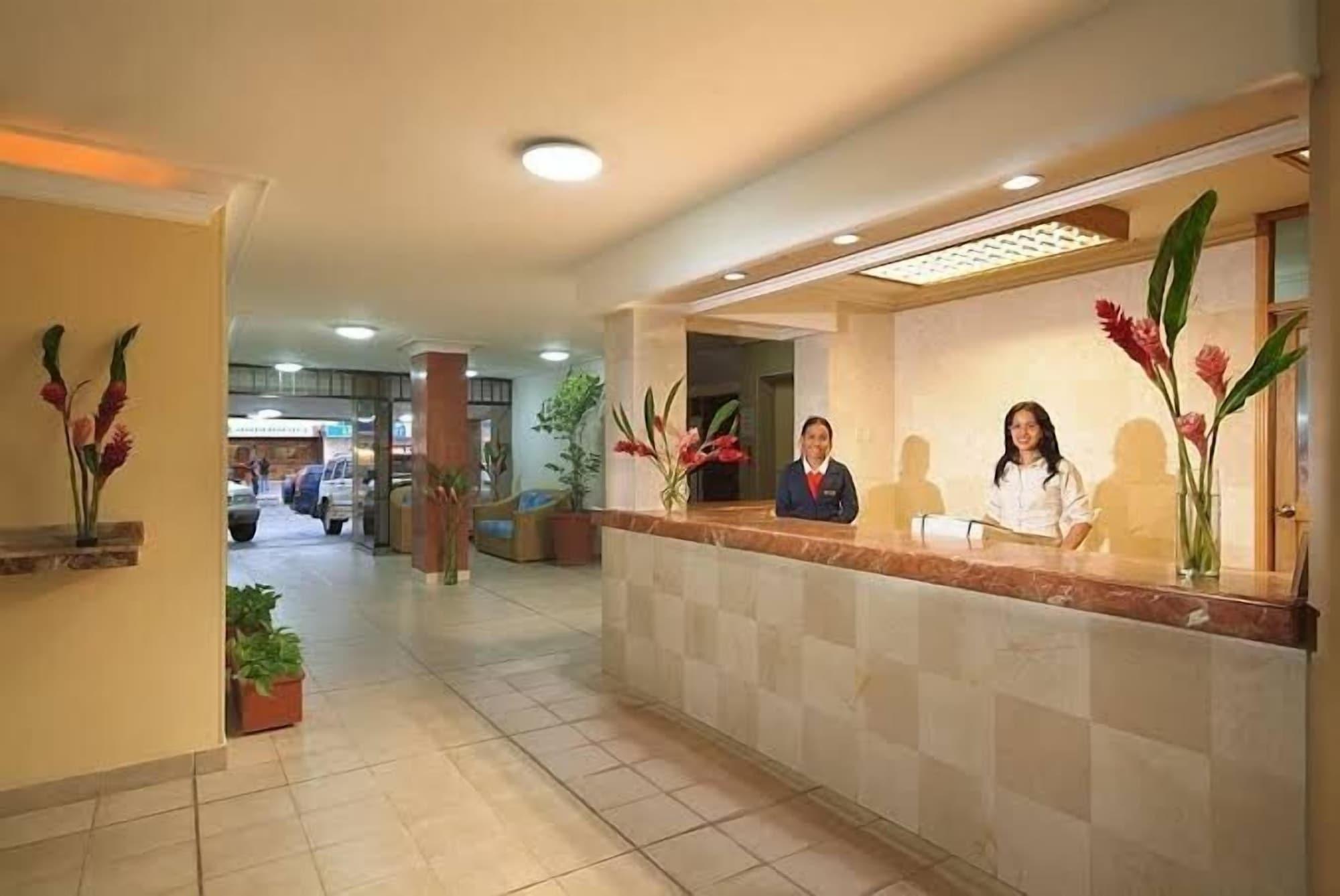 Vista Lobby villas playa azul