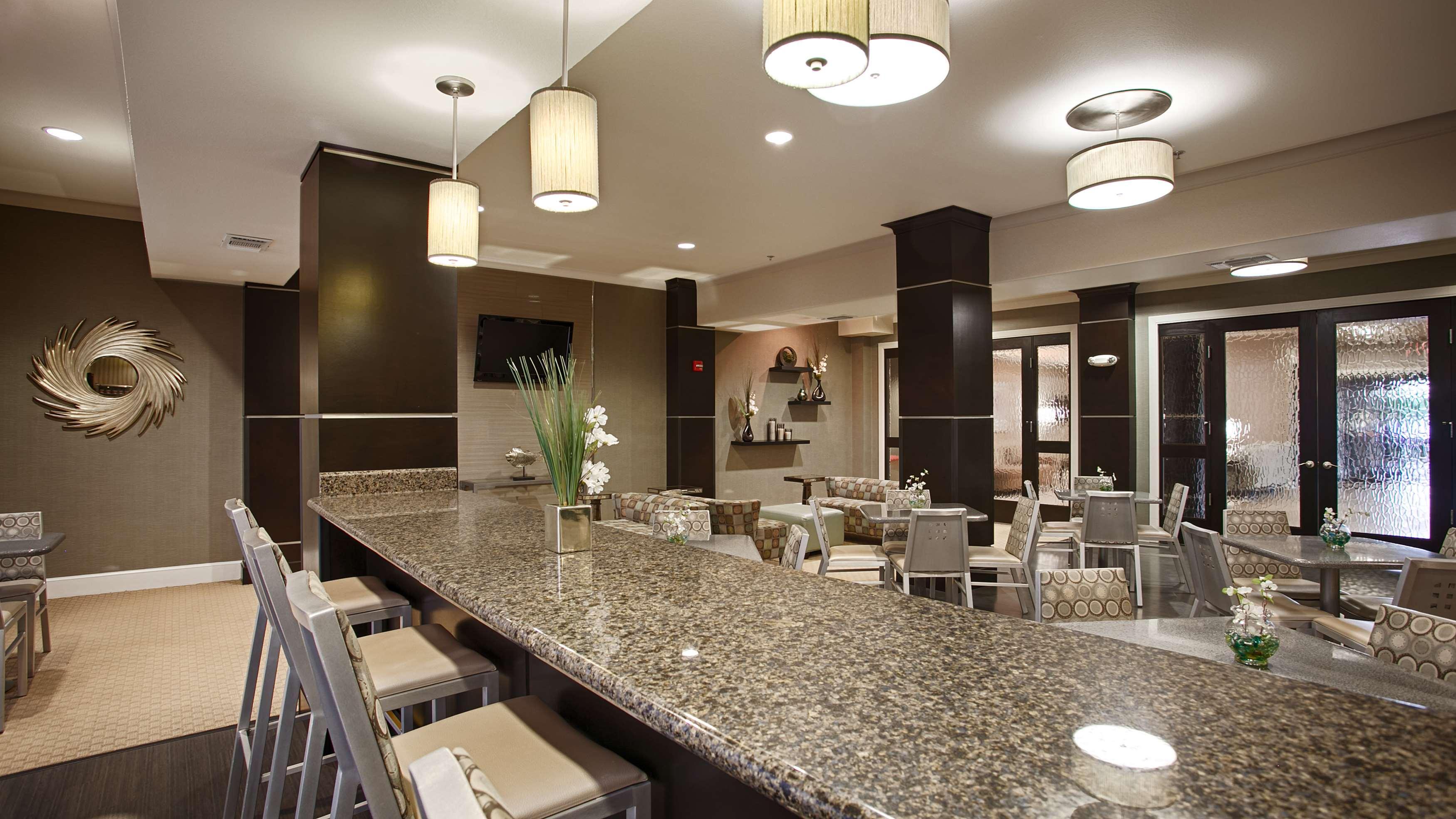 Restaurant Best Western Plus Texarkana Inn & Suites