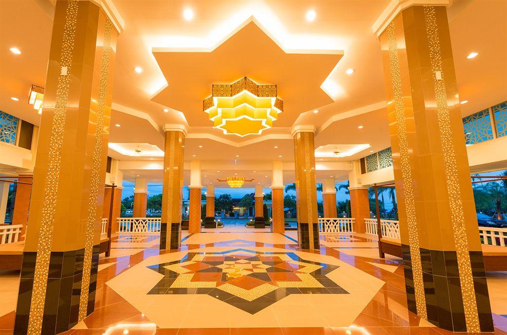 Vista do lobby Krabi Front Bay Resort