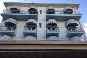 Alojamiento - Hotel Arena