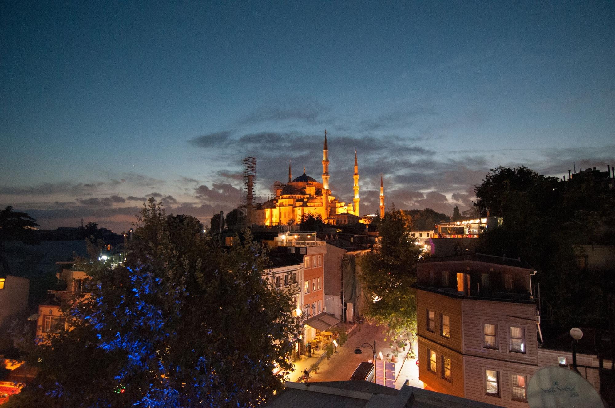 Equipamiento de Habitación Akbiyik Suite