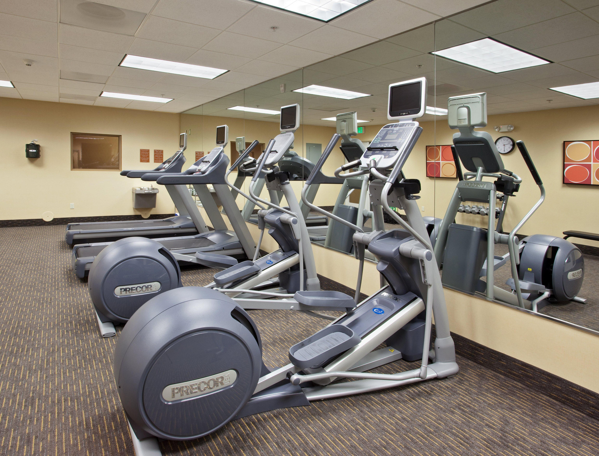 Instalaciones Recreativas Holiday Inn & Suites Oakland Airport by IHG