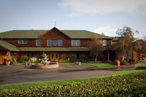 Alojamiento - The Purple Orchid Wine Country Resort & Spa