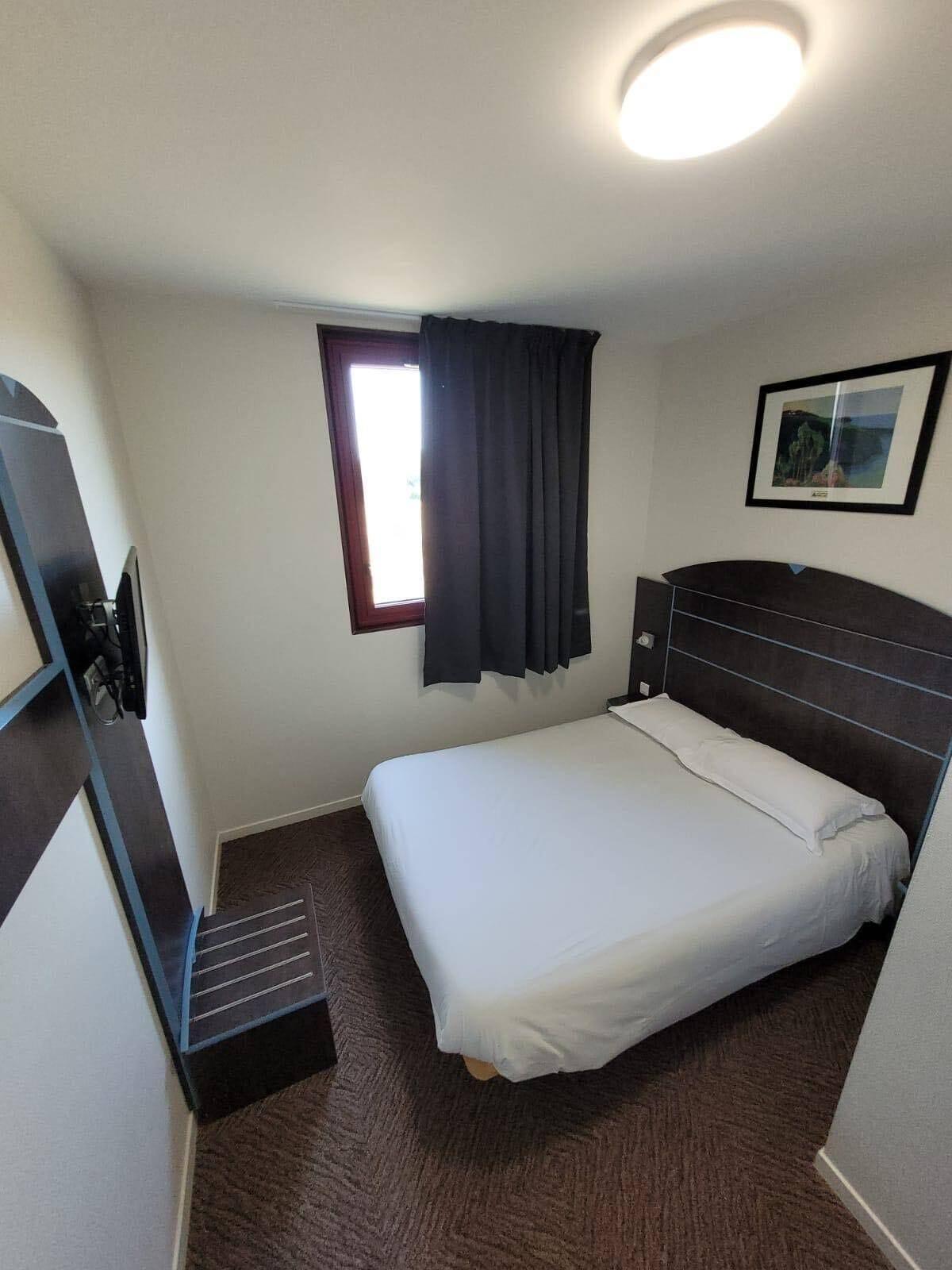Varios Hôtel Akena Gaillac