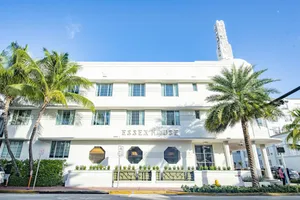 Alojamiento - Essex House By Clevelander