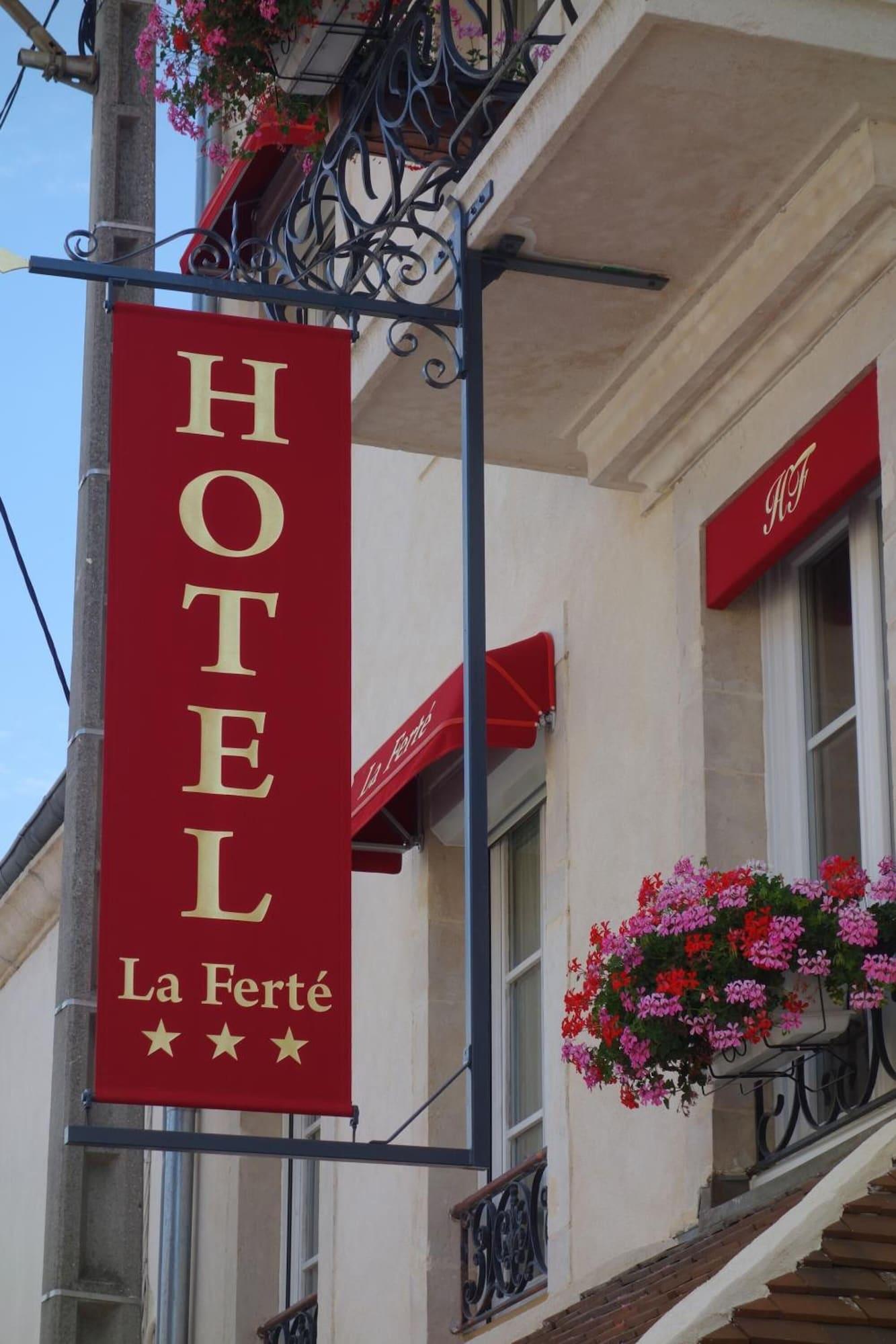 Vista Exterior Hôtel de La Ferté