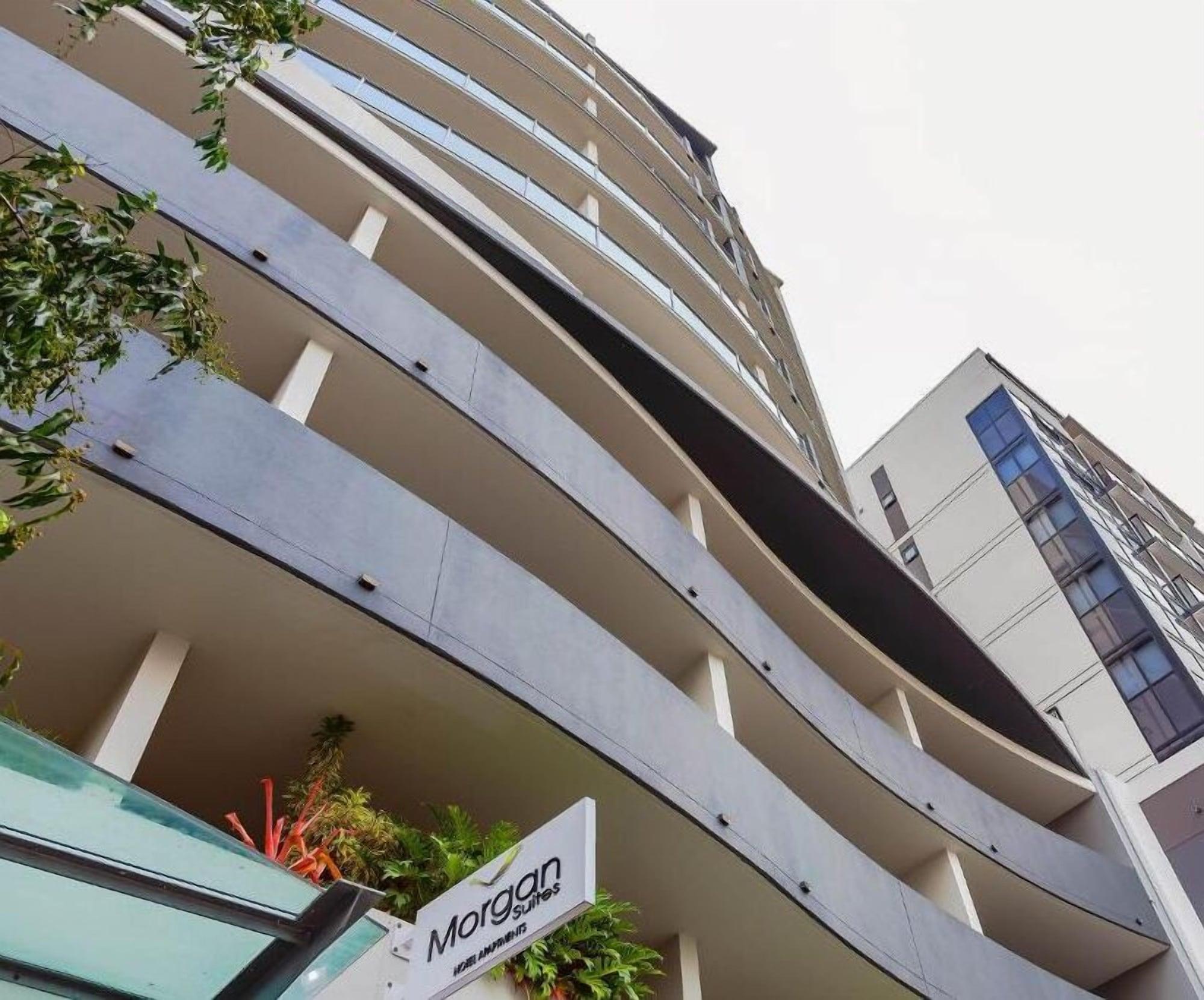 Vista Exterior Morgan Suites