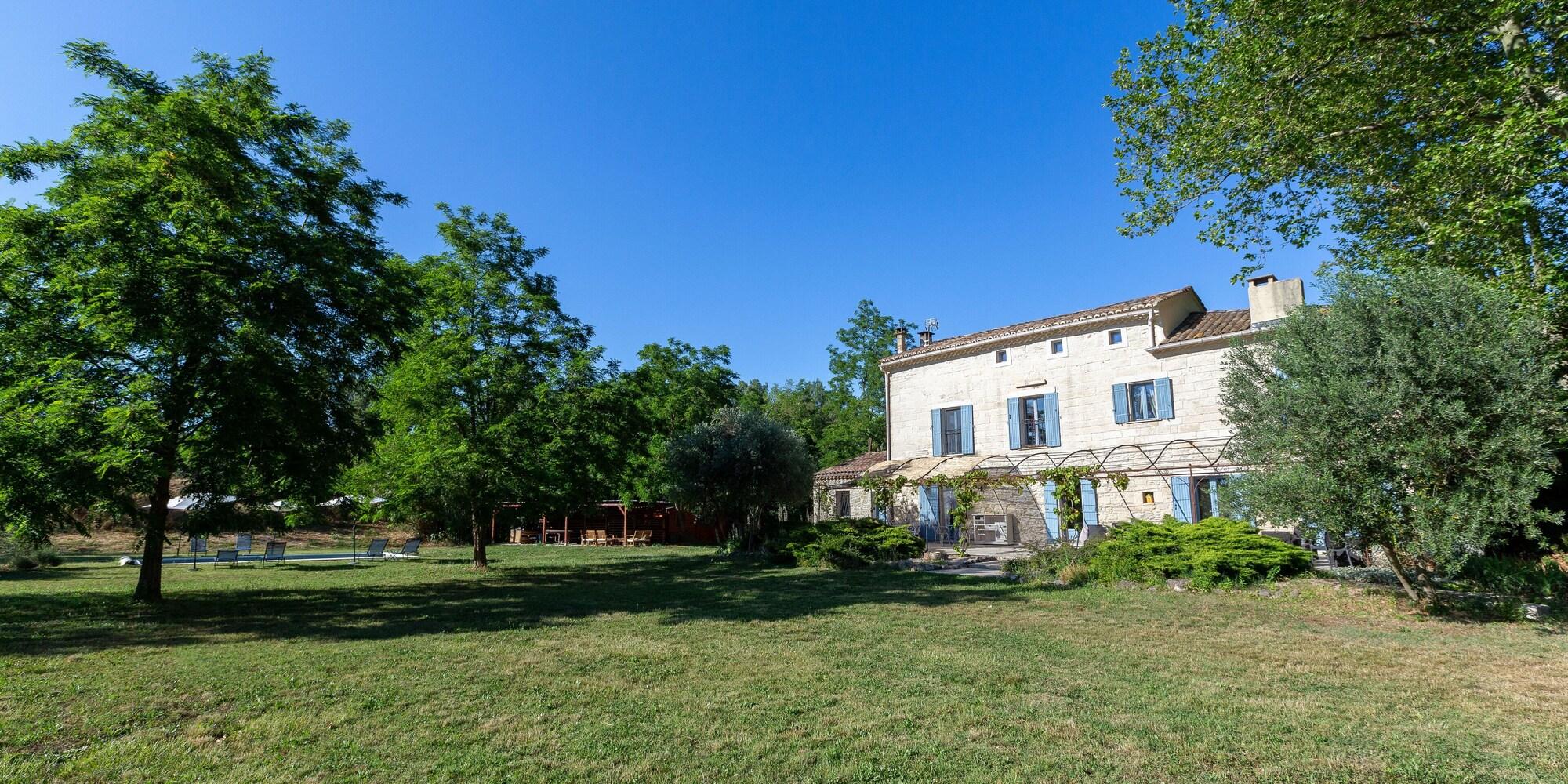 Vista Exterior Mas des Cerisiers