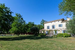 Alojamiento - Mas des Cerisiers