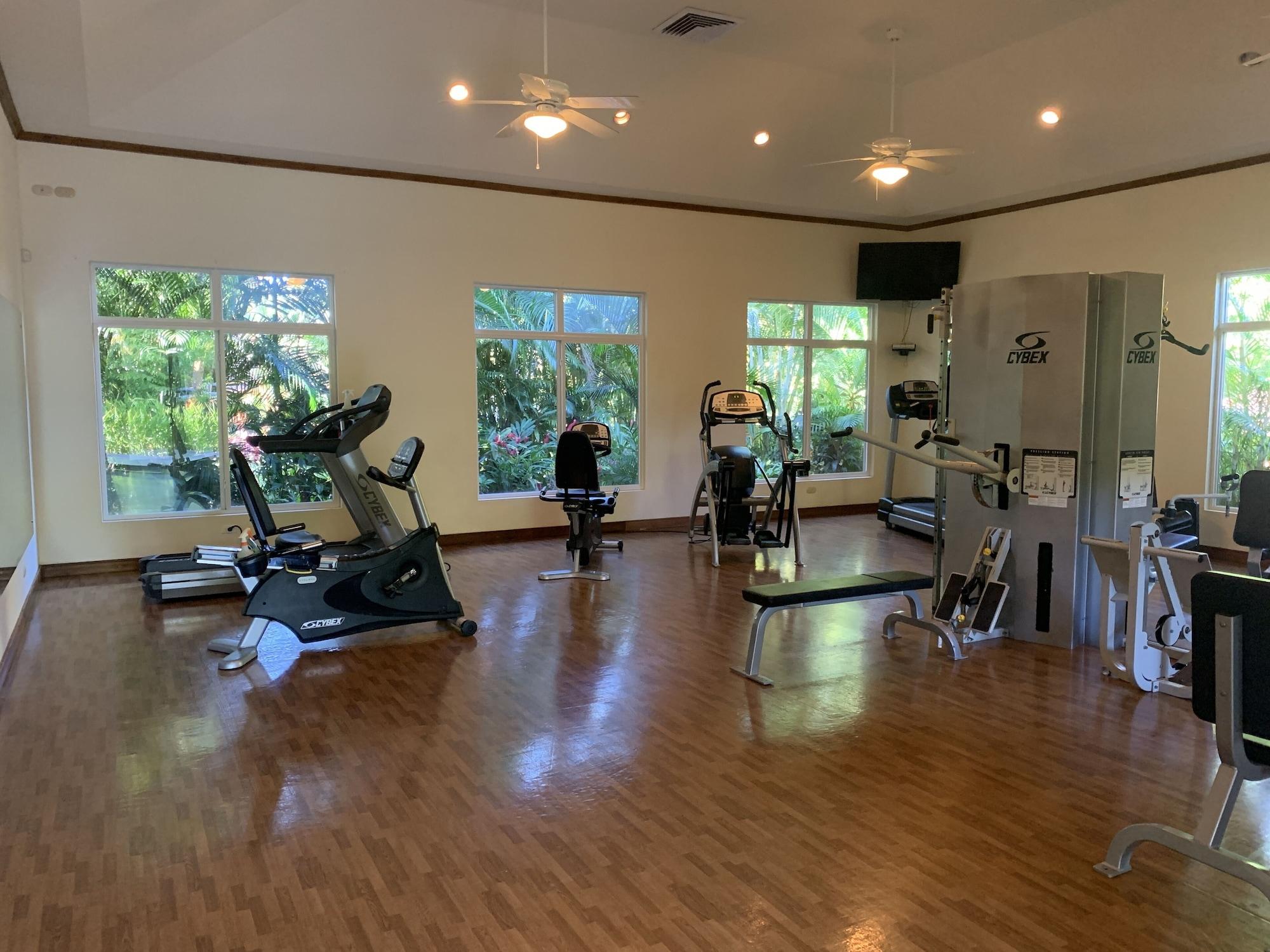 Gimnasio Los Suenos Resort Bella Vista 4B