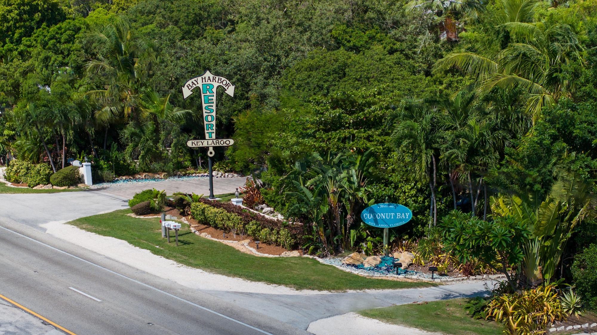 Varios Bay Harbor Lodge