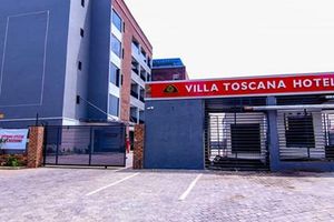 Alojamiento - Villa Toscana Hotel Asaba