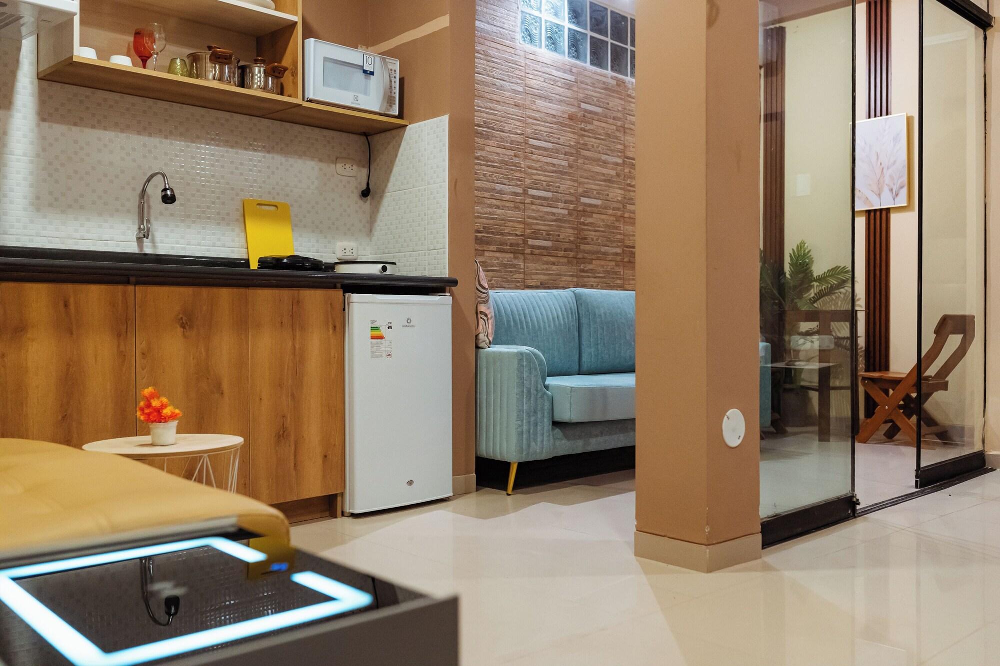 Varios Mak Suites Apart Hotel