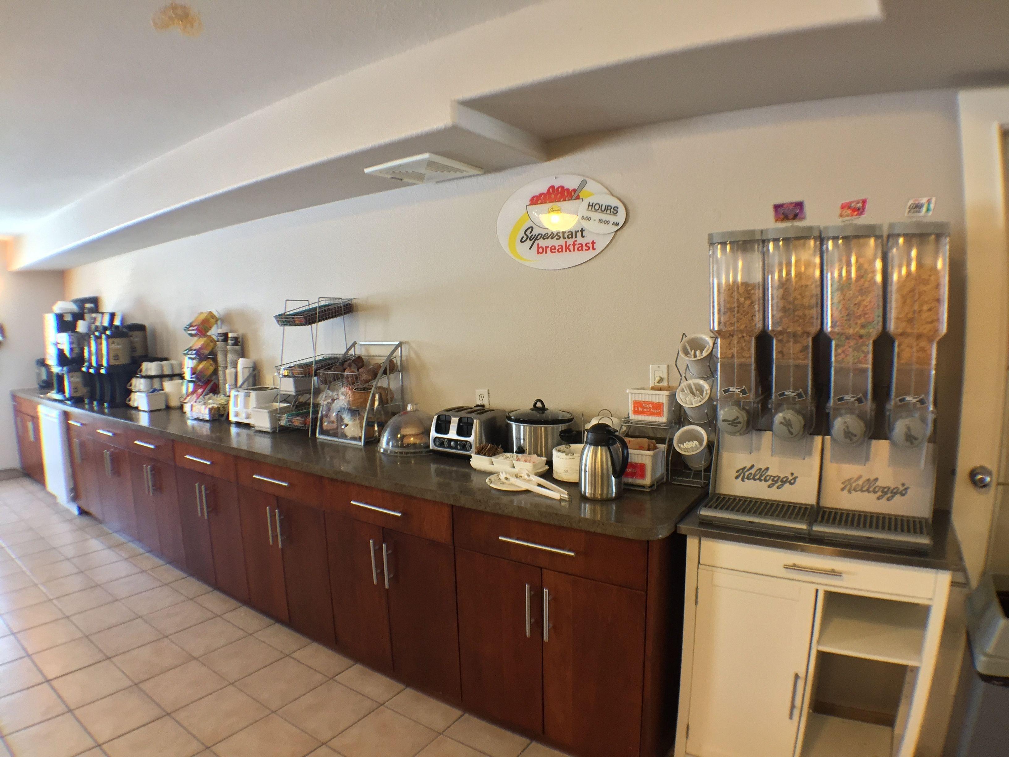 Restaurant Super 8 by Wyndham Fort Frances