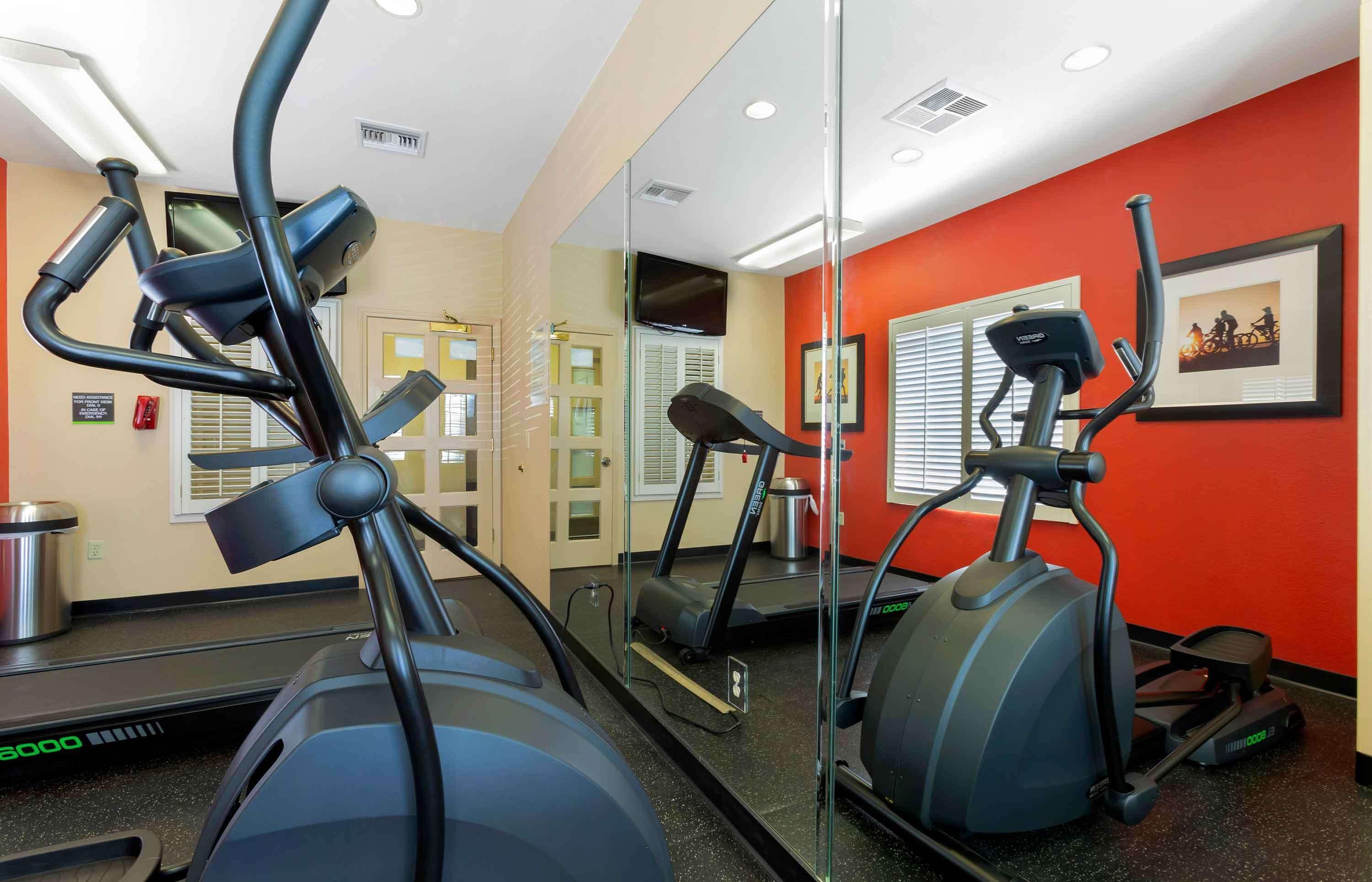 Gimnasio Extended Stay America Select Suites Phoenix Airport E Oak St