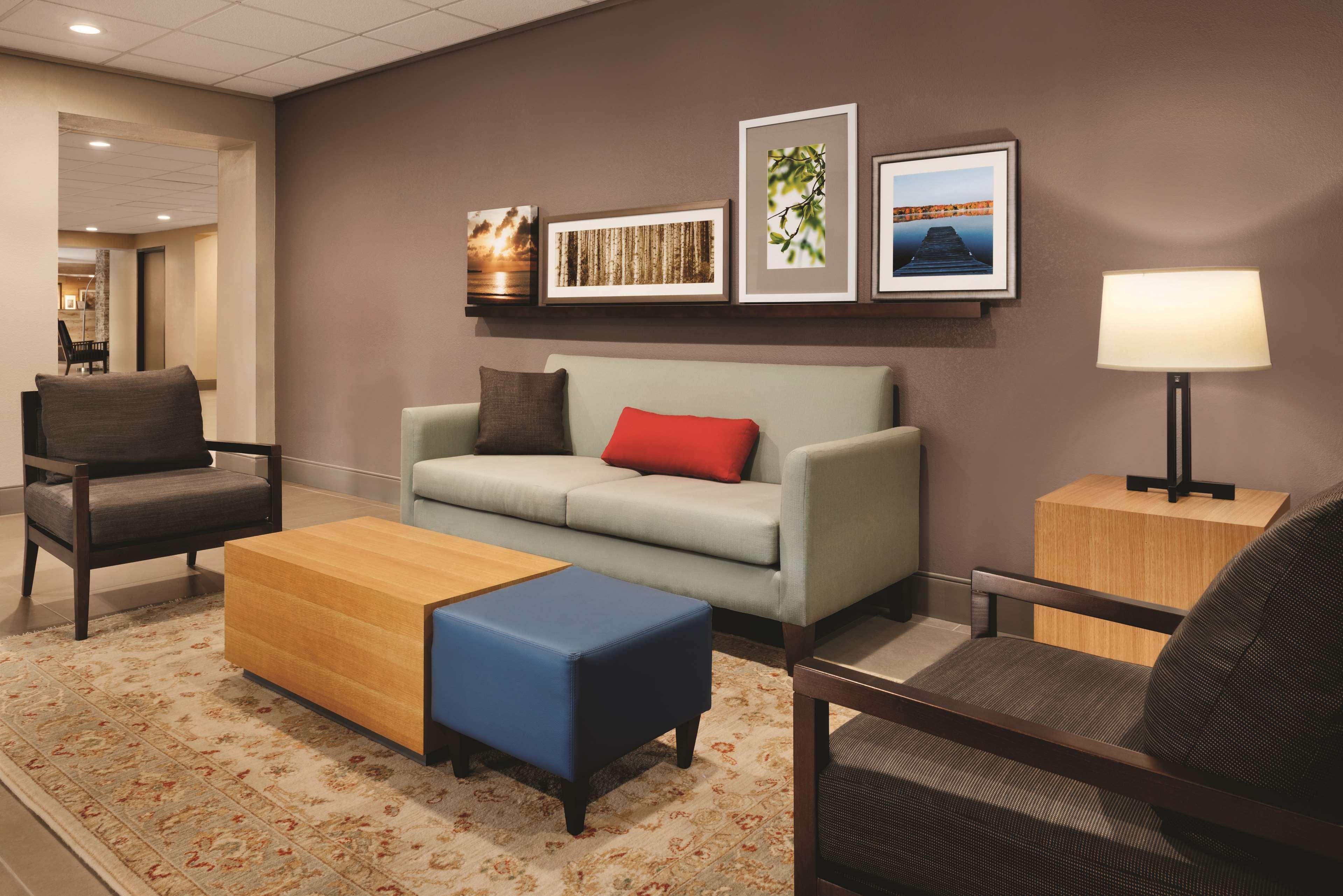 Vista Lobby Country Inn & Suites by Radisson, Erlanger - Cincinnati South