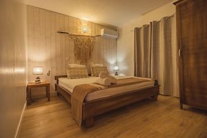 Alquiler Vacacional - Villa Noja***** HEATED POOL, beaches, volcano, hiking, Trail...