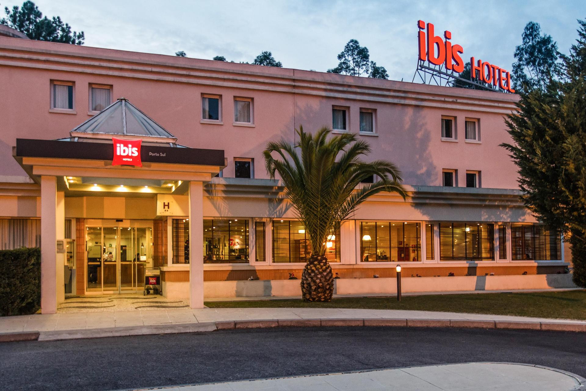 Vista Exterior ibis Porto Sul Europarque