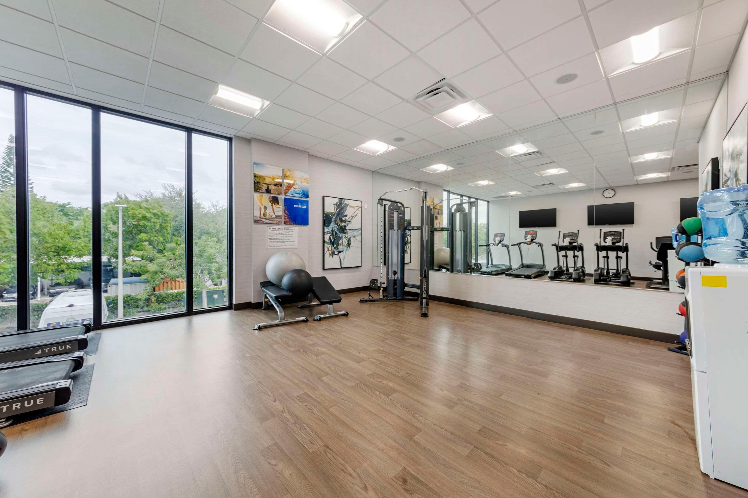 Instalaciones Recreativas Comfort Inn Suites Miami International Airport