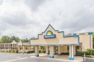 Alojamiento - Days Inn by Wyndham Camp Springs/Andrews AFB DC Area
