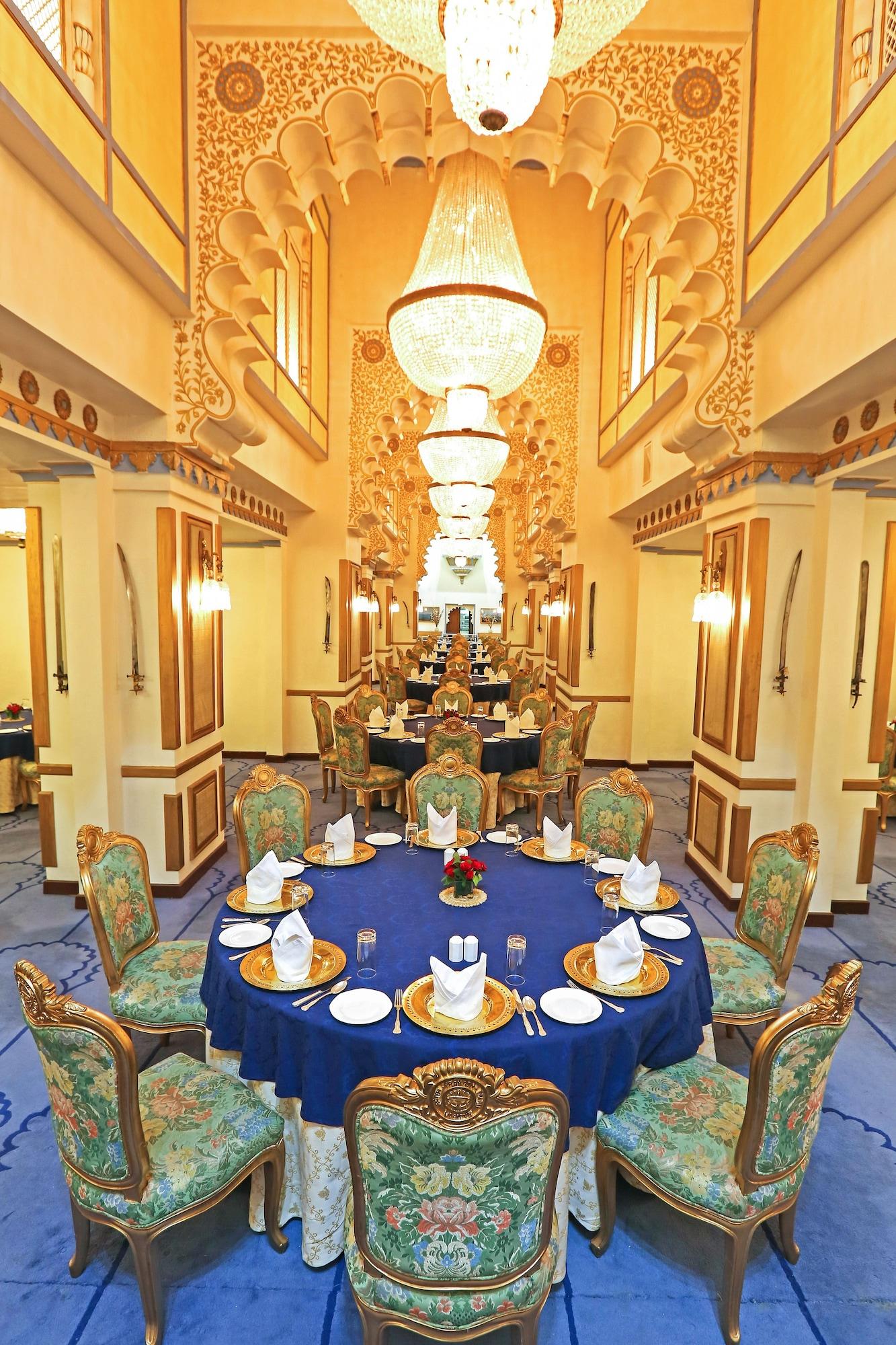 Restaurant Taj Fateh Prakash Palace