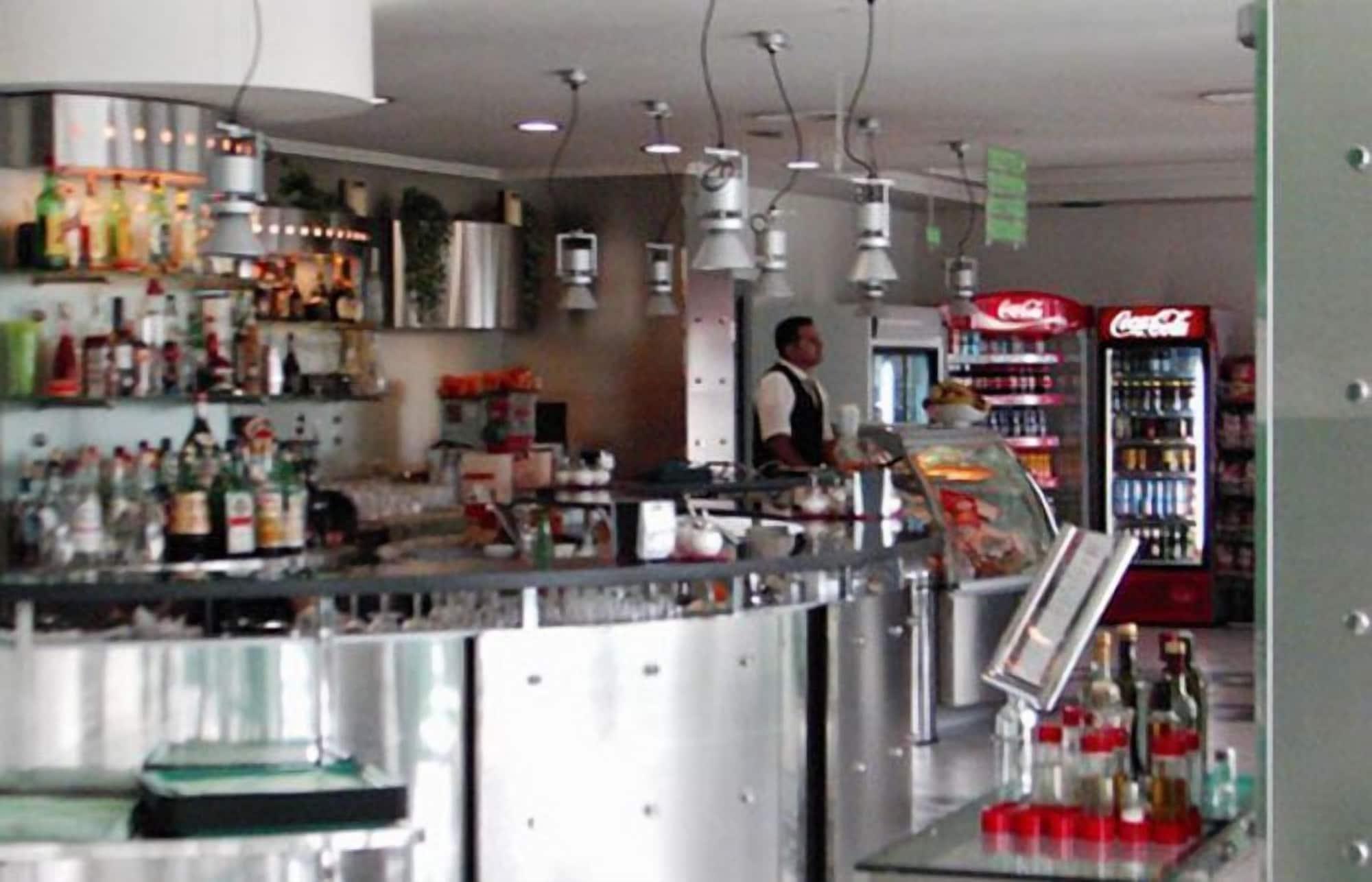 Bar/Salón Hotel Liolá