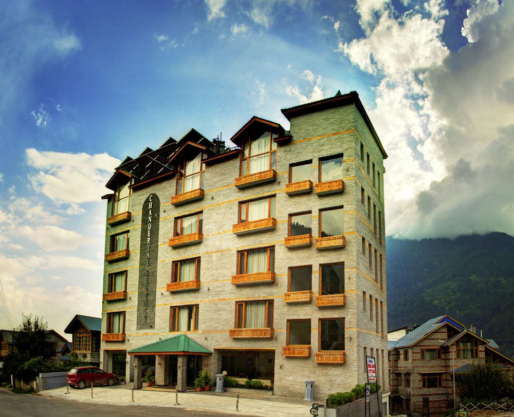 Varios Summit Chandertal Regency & Spa