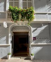 Alojamiento - Hotel emblemático Hi Suites