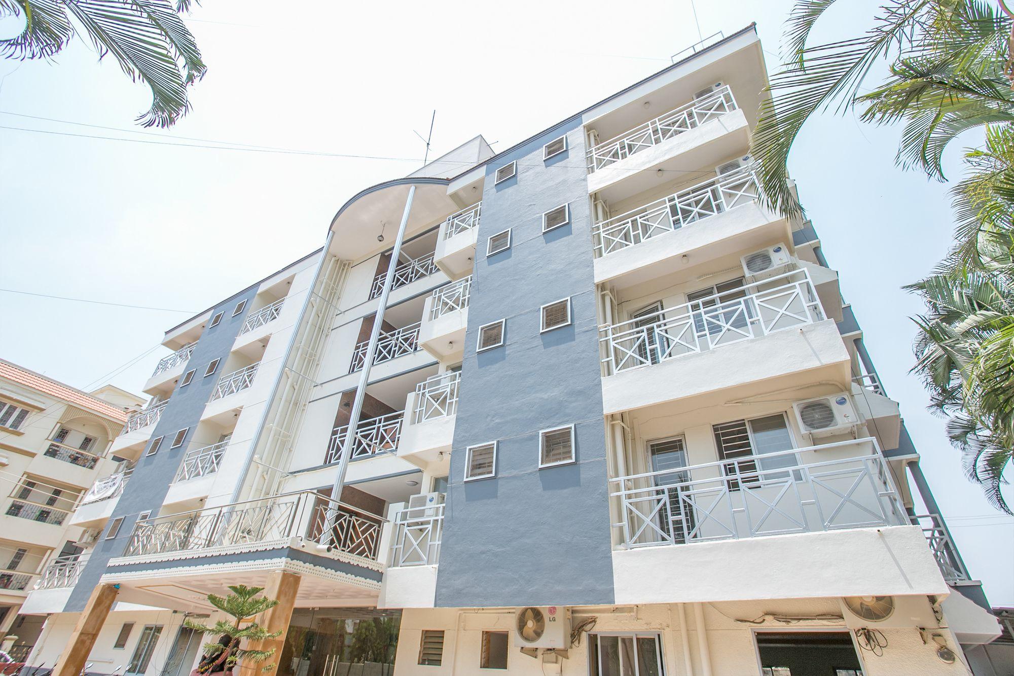 Vista Exterior OYO 12525 Aditya Inn